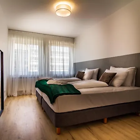 Sleep Wehrhahn * Dusseldorf